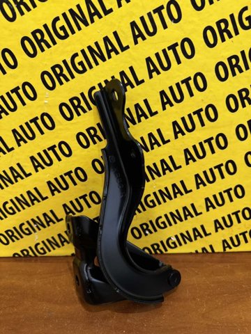 KBB352410 Mazda Шарнир капота правый