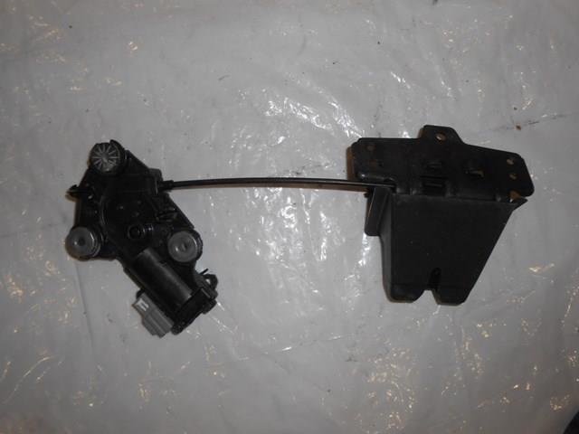 Замок крышки багажника Volvo 31484595