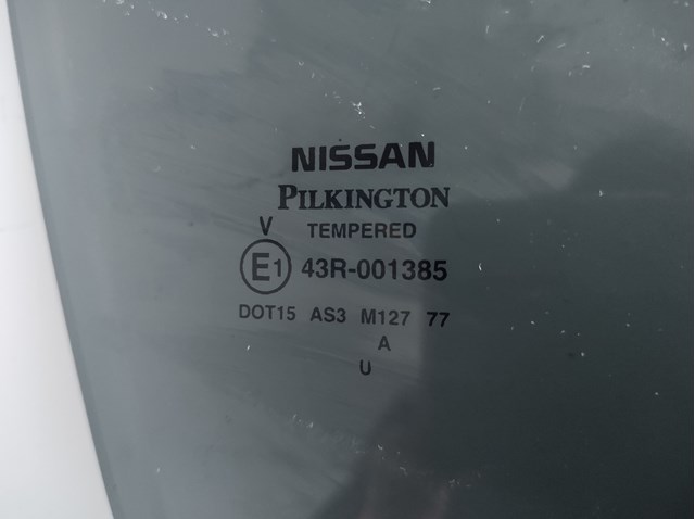 GS5055D304 XYG Стекло задней правой двери