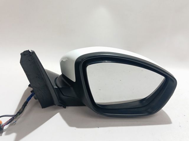 Правое зеркало 98260175XT Peugeot/Citroen