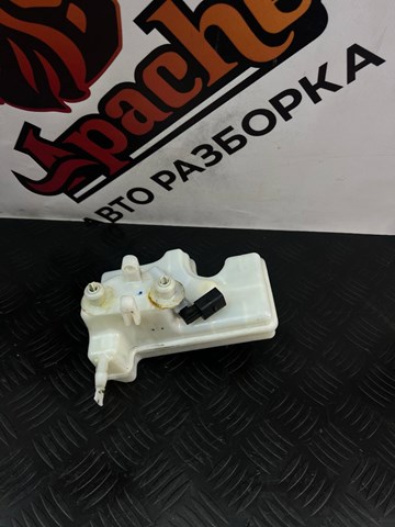 Бачок главного тормозного цилиндра на Volkswagen Passat B8 3G2, CB2