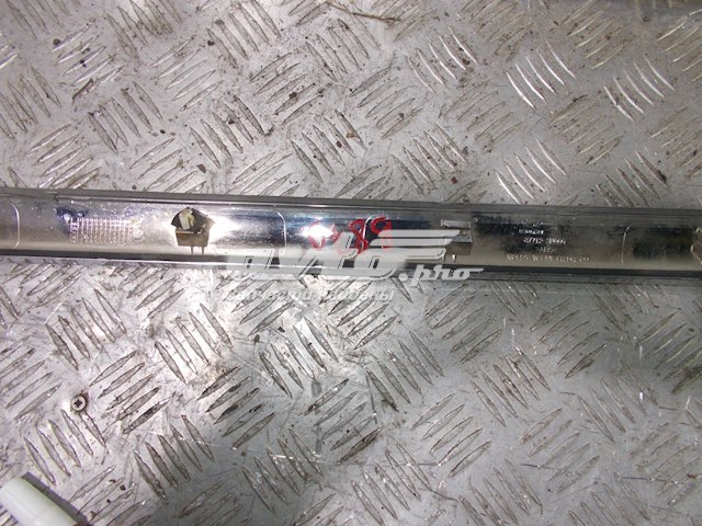 877123N000 Hyundai/Kia Молдинг передней правой двери