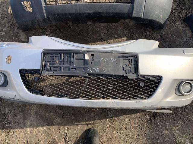 Передний бампер BP4R50031FAA Mazda