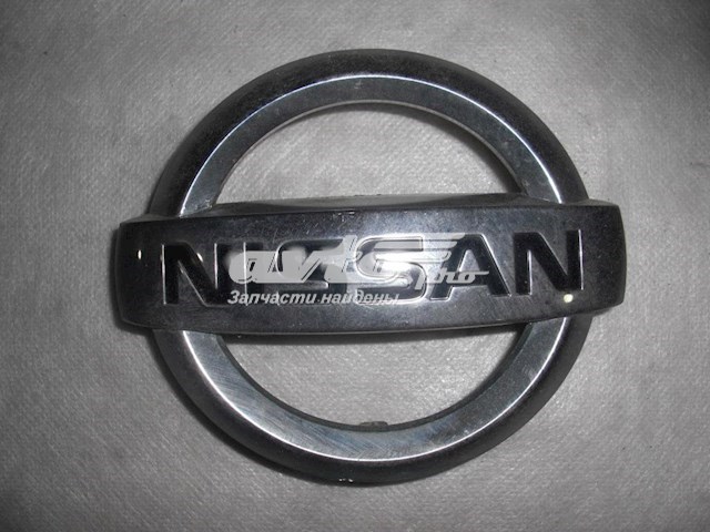 Emblema de la rejilla 62890JG000 NISSAN