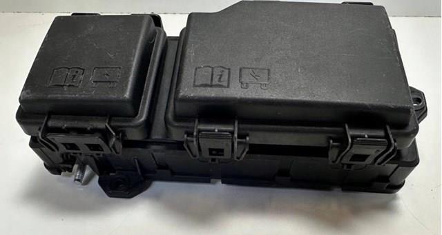Купить LR137654 Land Rover 