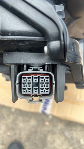 Купить GSJ451031A Mazda Фара основная правая