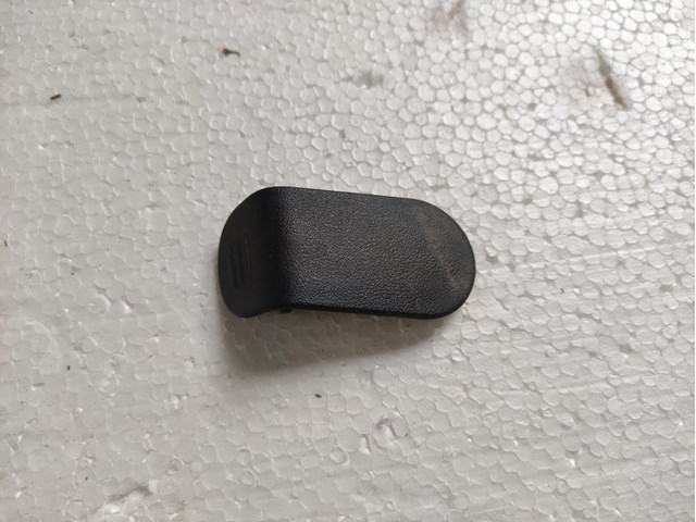 111600300C Tesla 