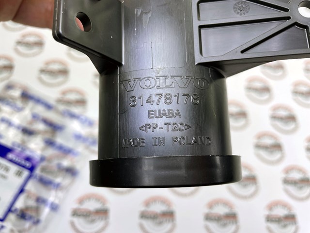 31478176 Volvo 