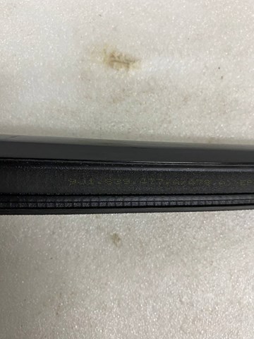 Молдинг опускного стекла двери передней левой Porsche 9J1837475B041 цена, от 152.03 USD