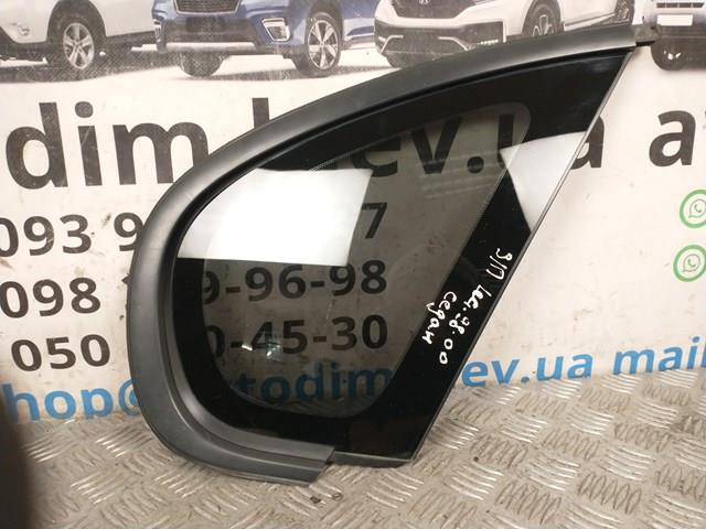Стекло-форточка двери задней правой 65222AE000NB Subaru
