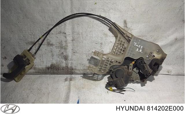 Замок двери задней правой 814202E010 Hyundai/Kia