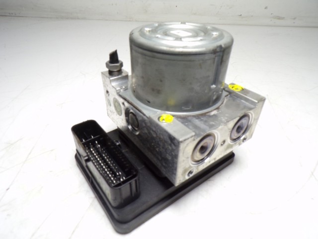  Land Rover LR117895