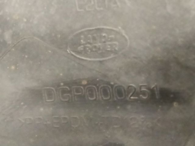  DGP000251 Land Rover