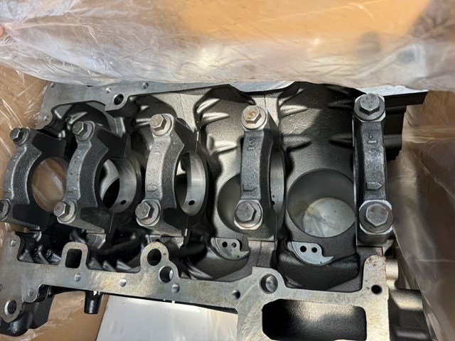 Двигатель BK3Q6006DB Ford