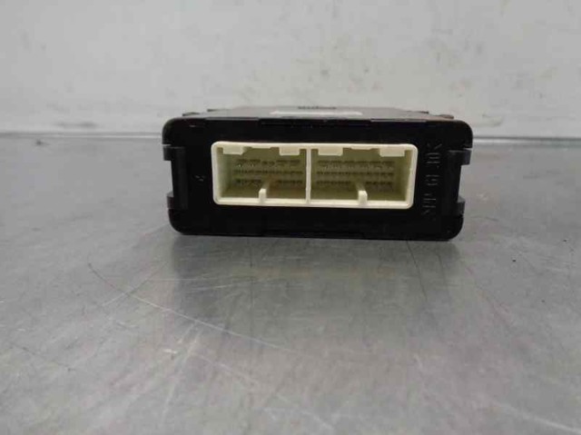 8953576011 Toyota 
