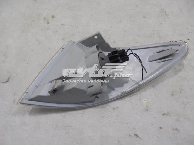 Piloto intermitente derecho C10051060C MAZDA