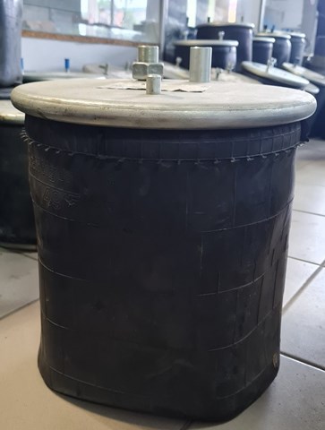 Пневмоподушка/пневморессора моста заднего Kraftiger KG49128NS цена, от 91.69 USD