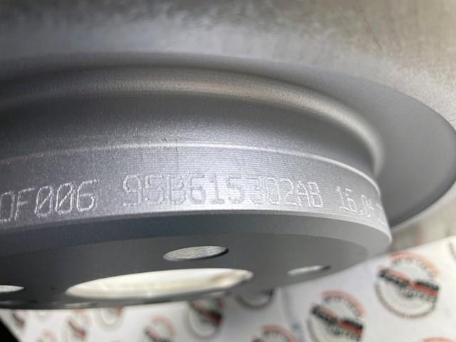 95B615302AB Porsche 