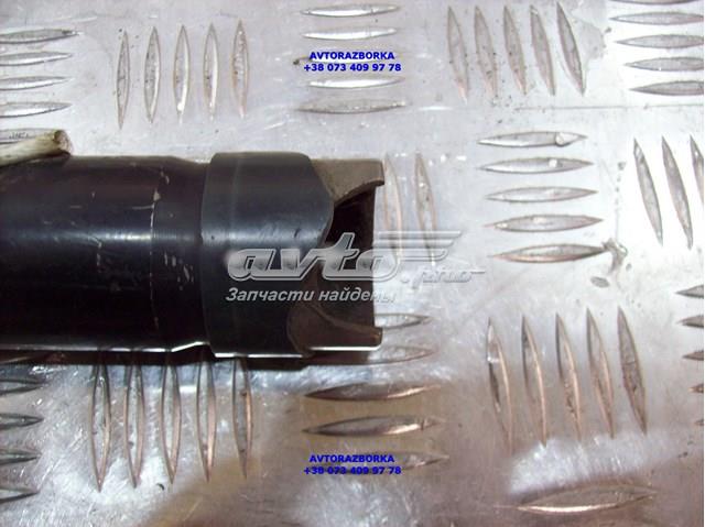 A9704601009 Mercedes Вал рулевой колонки, нижний