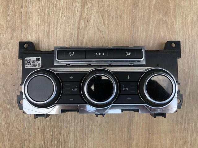  LR067189 Land Rover