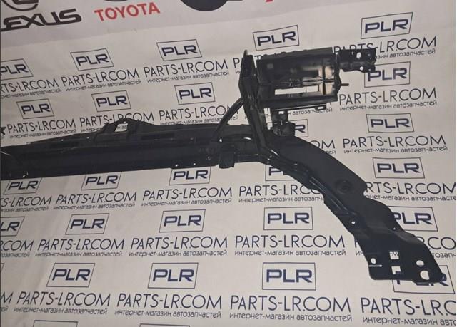 Рамка радиатора верхняя Land Rover LR075398