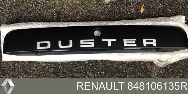 Накладка крышки багажника на Renault DUSTER HS