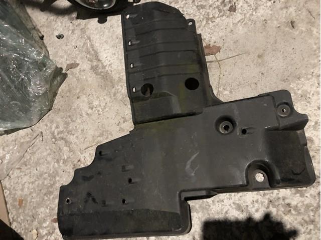 Revestimiento de los bajos, depósito de combustible 7764142040 TOYOTA