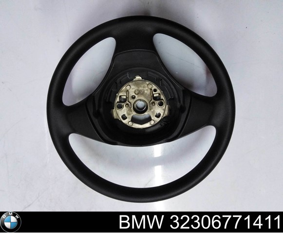 Кермо 32306771411 BMW