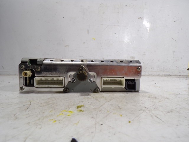 281152296R Renault (RVI) Радиоприемник