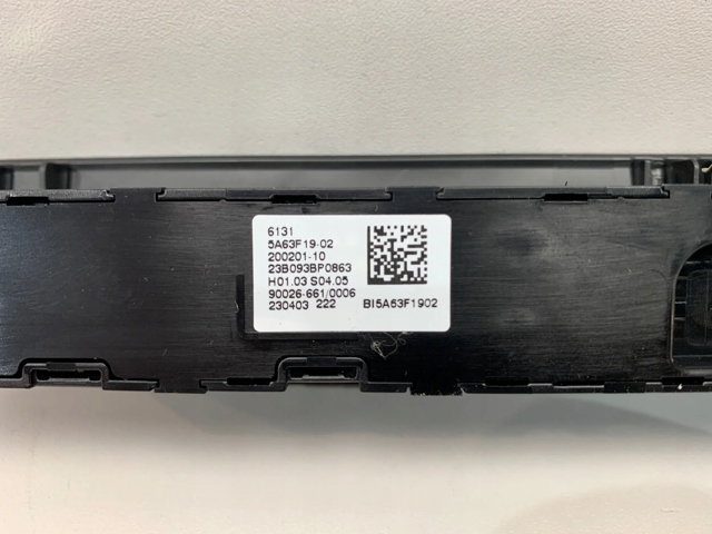 61315A63F19 BMW 