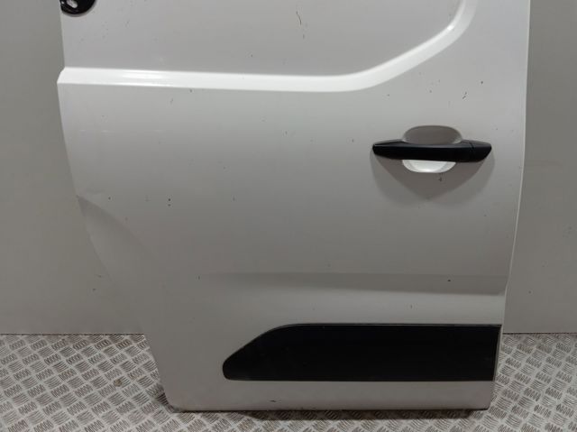 Дверь боковая (сдвижная) правая 9820425580 Peugeot/Citroen