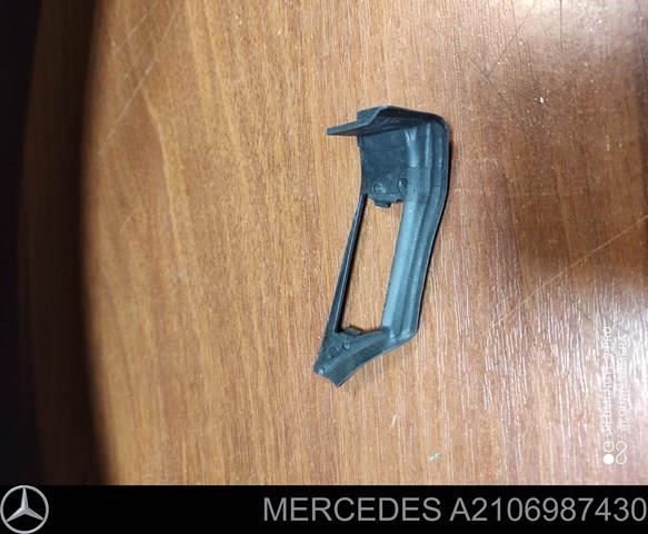  A2106987330 Mercedes