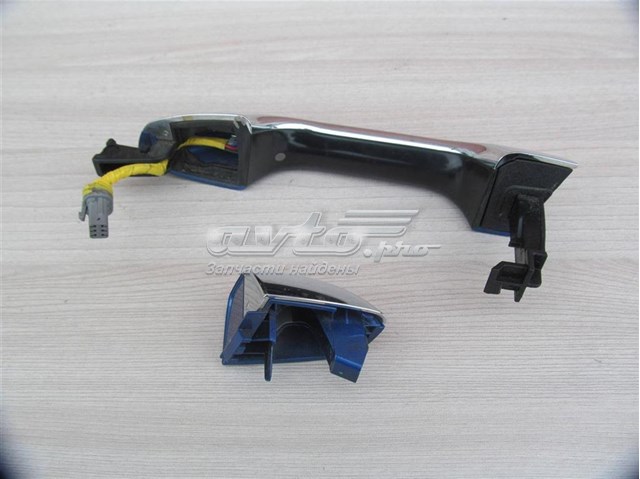 82661D9710 Hyundai/Kia Ручка передней двери наружная, правая