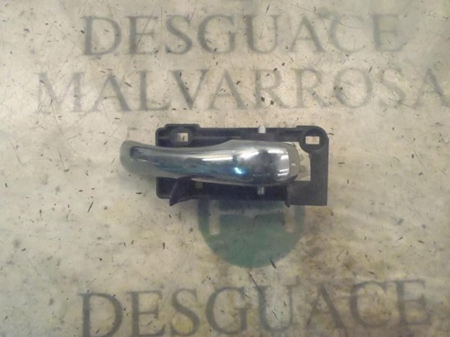 735364985 Fiat/Alfa/Lancia maçaneta interna dianteira/traseira da porta direita