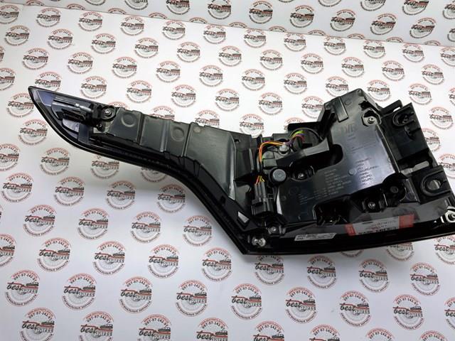 Правый стоп Land Rover LR136853