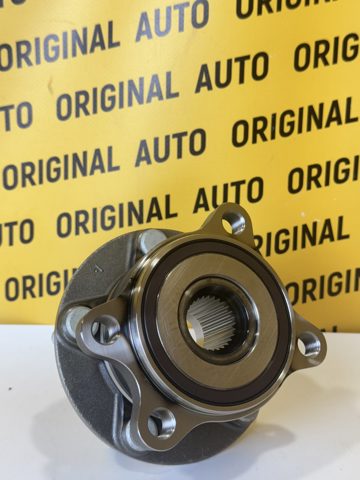 DN4E3304XA Mazda Ступица колеса передняя