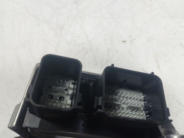  Land Rover LR028871 цена, от 76.19 USD