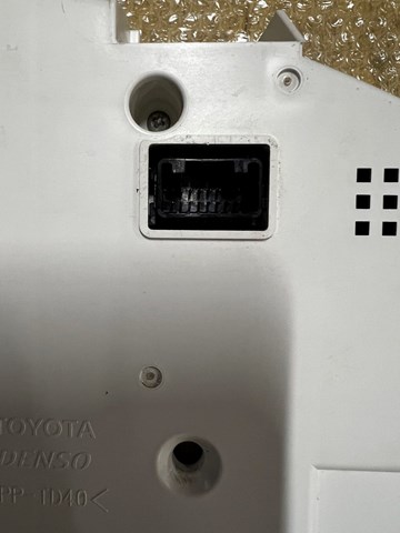 Купить 8380048N50 Toyota Панель приборов