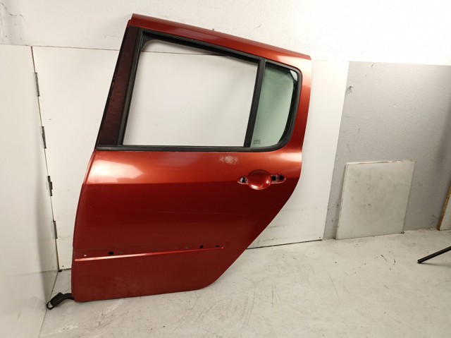  Дверь задняя левая Renault Modus 