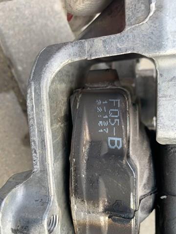 Левая подушка двигателя 2472403200 Mercedes