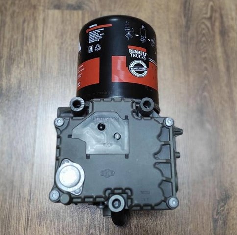 Купить 5010457873 Renault (RVI) Осушитель воздуха пневматической системы