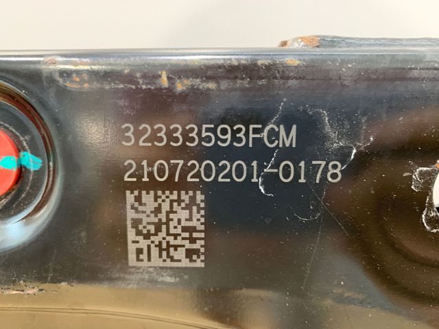 32333593 Volvo 