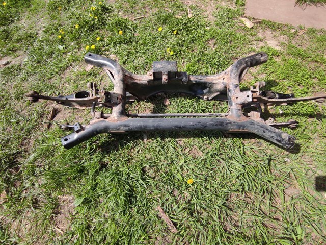 Балка задней подвески поперечная Peugeot/Citroen 4100A036 цена, от 304.58 USD