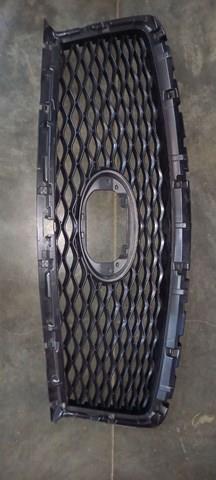 Решетка радиатора 623105NA2A Nissan/Infiniti