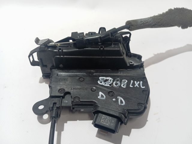 Замок передней пассажирской двери Renault (RVI) 805029595R