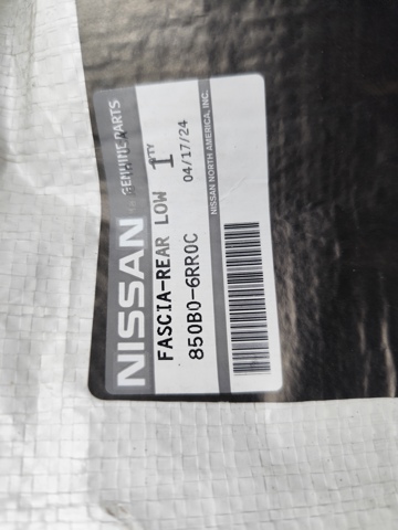 Купить 850B06RR0B Nissan/Infiniti Бампер задний, центральная часть