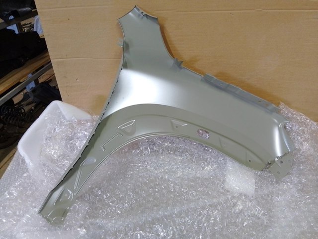 Купить 631012063R Renault (RVI) Крыло переднее левое
