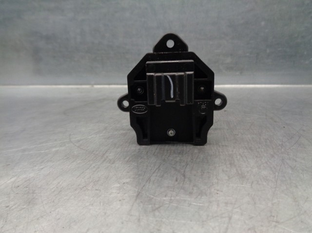  LR025892 Land Rover