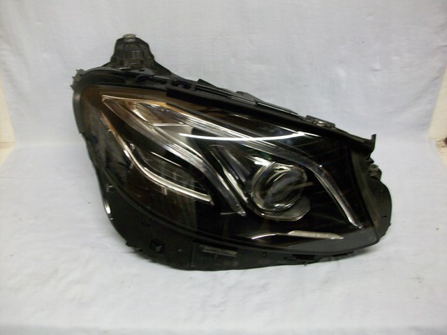  Mercedes A2139061804 цена, от 684.14 USD