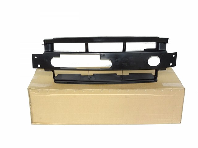 LR098001 Land Rover Нижний дефлектор радиатора